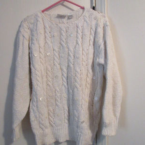LIZ CLAIBORNE WHITE KNIT SWEATER Small Buttons
